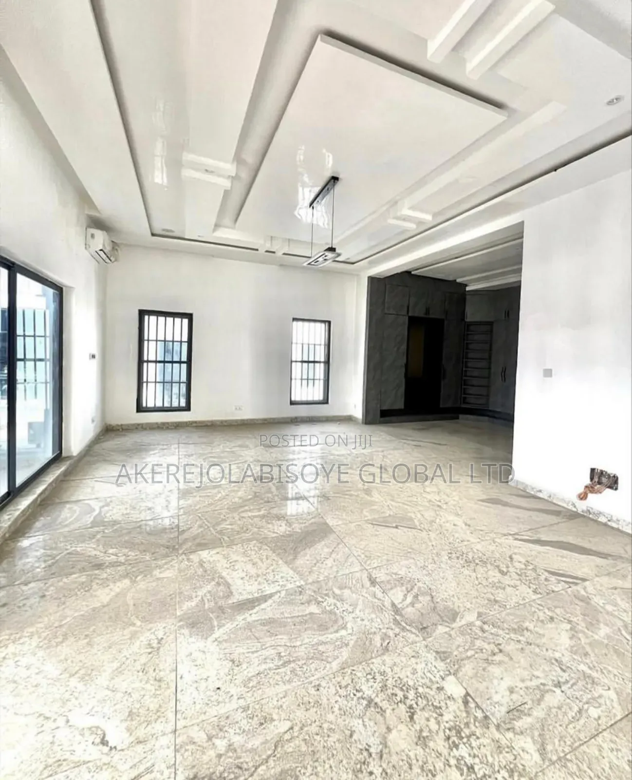 5bdrm Duplex in Guzape Abuja for sale in Guzape District