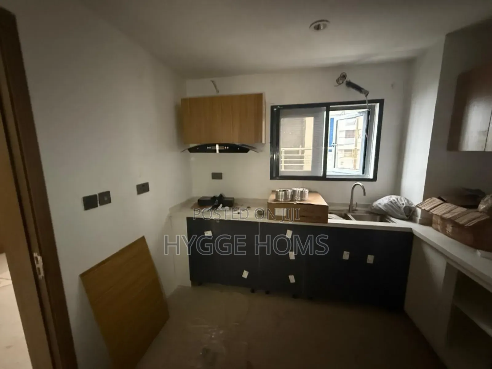 2bdrm Apartment in Off Keffi Street, Awolowo Road for sale in Awolowo Road