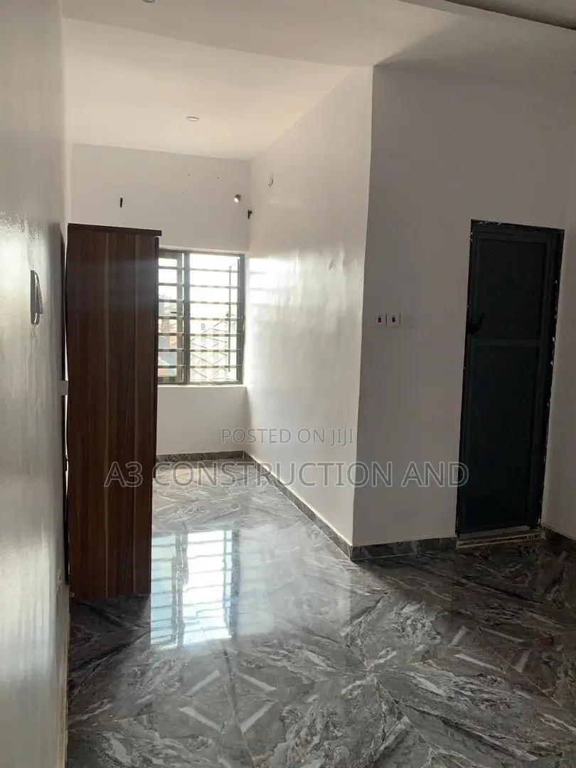 2bdrm Block of Flats in Akala Akobo for rent in Akobo