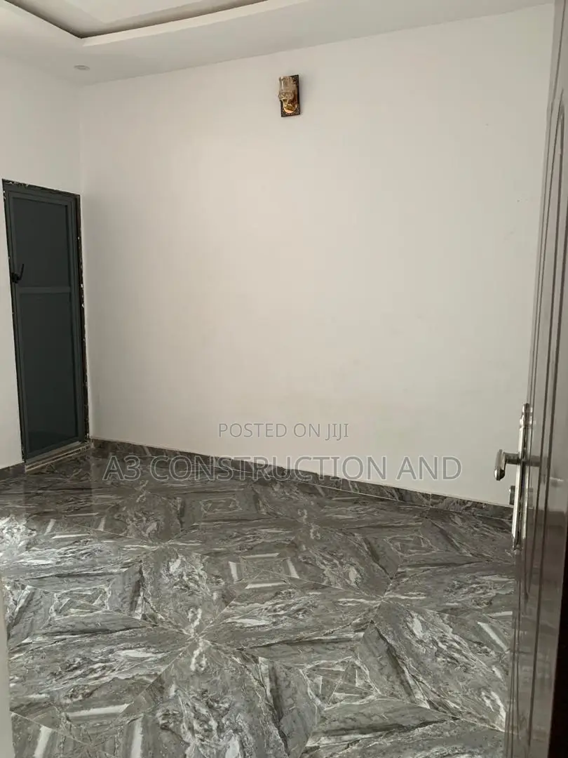 2bdrm Block of Flats in Akala Akobo for rent in Akobo