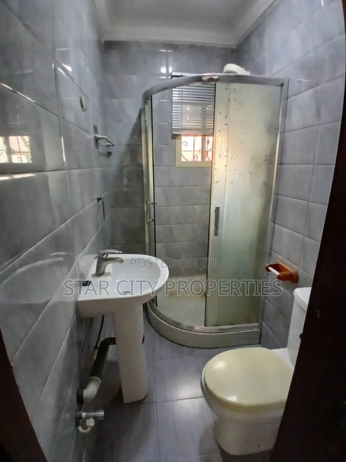 4bdrm Duplex in Gra for rent in Ogudu GRA