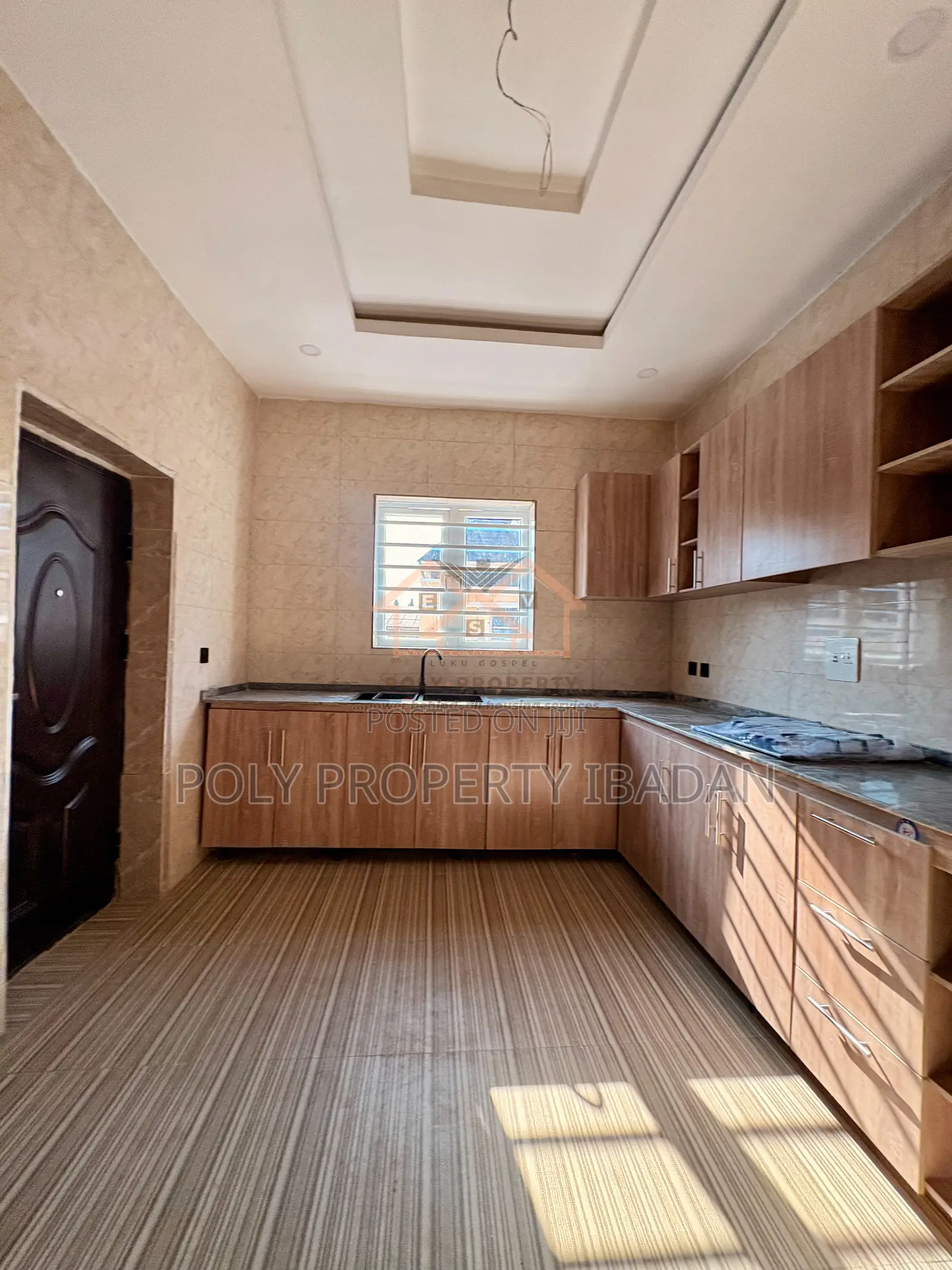 4bdrm Duplex in Bashorun Housing, Ibadan for sale in Ibadan