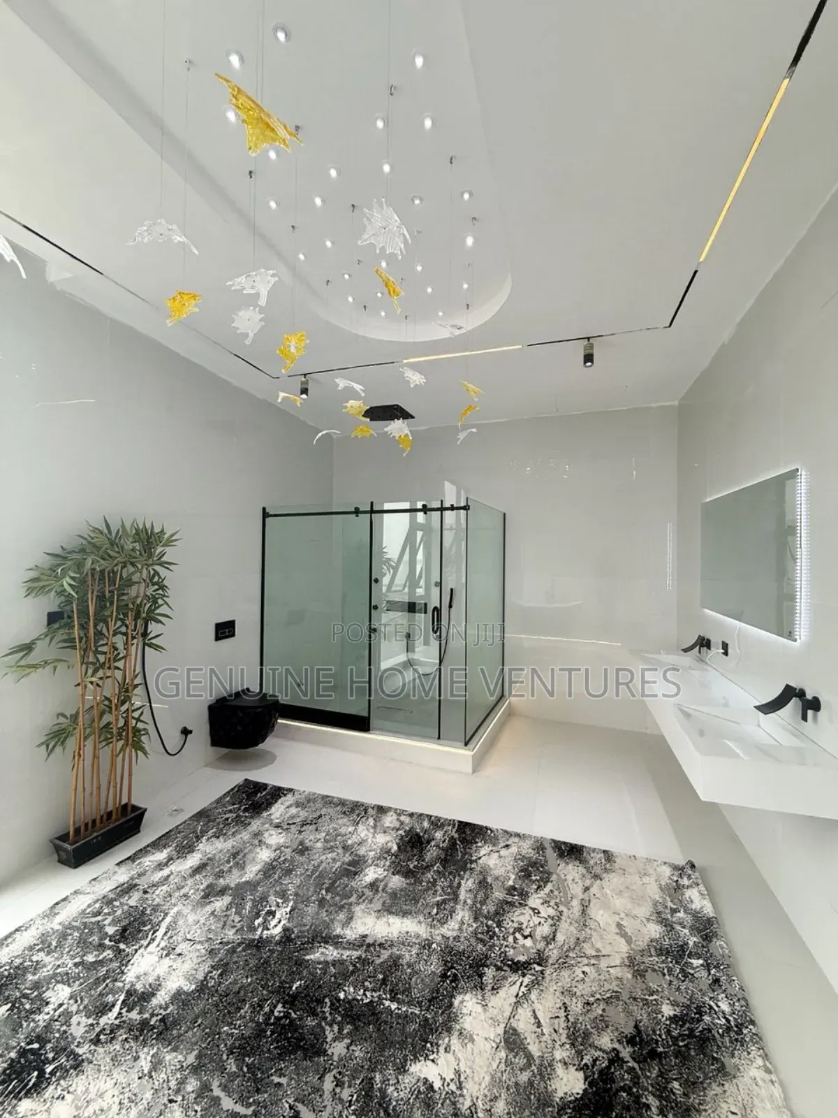 5bdrm Duplex in Osapa London Lekki for sale in Osapa london