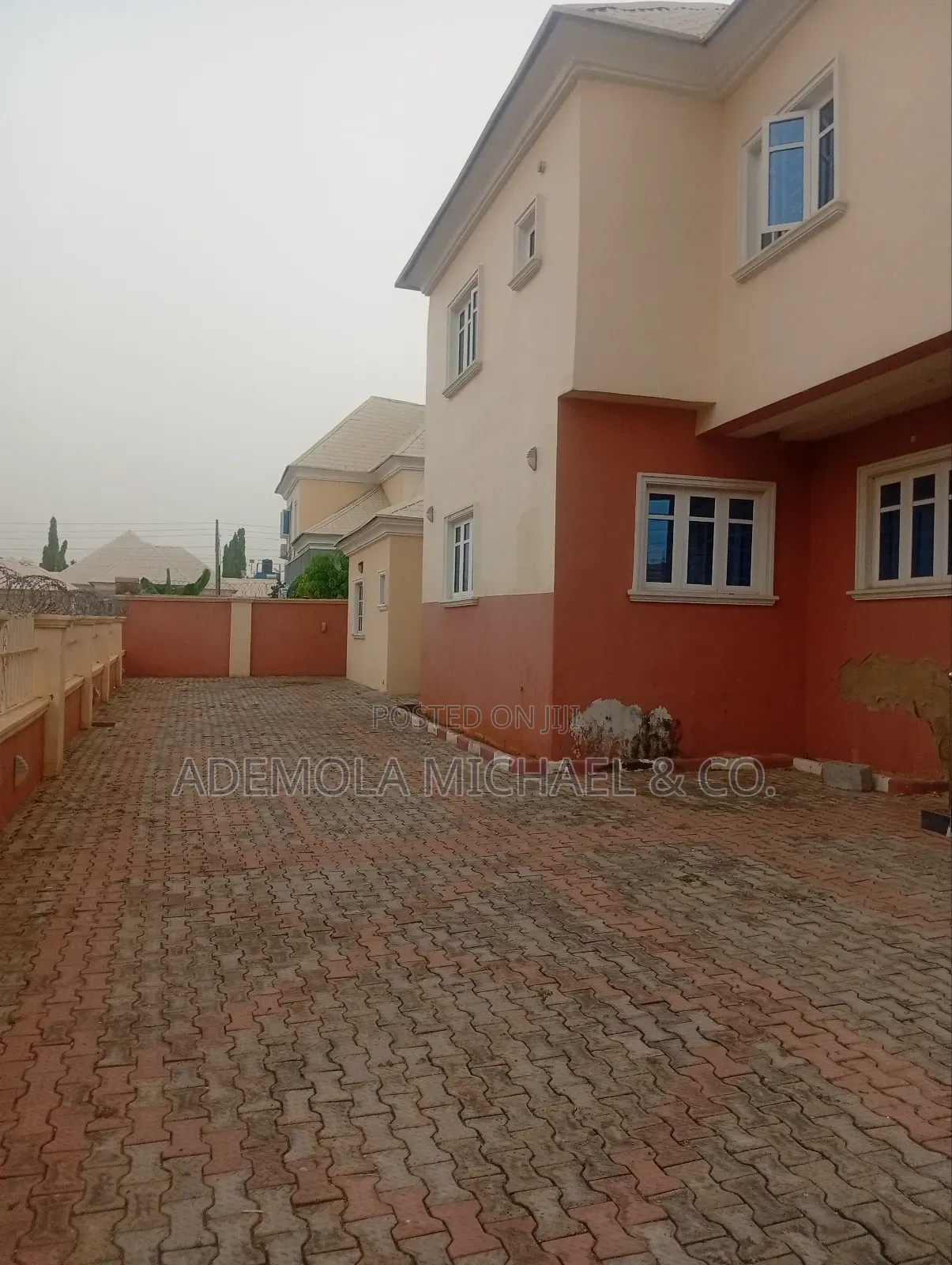 4bdrm Duplex in Kurudu for sale in Kurudu