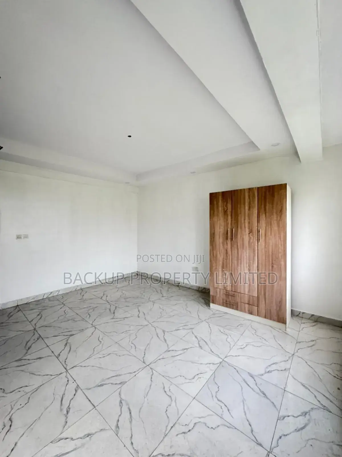 4bdrm Duplex in Surulere for sale in Surulere