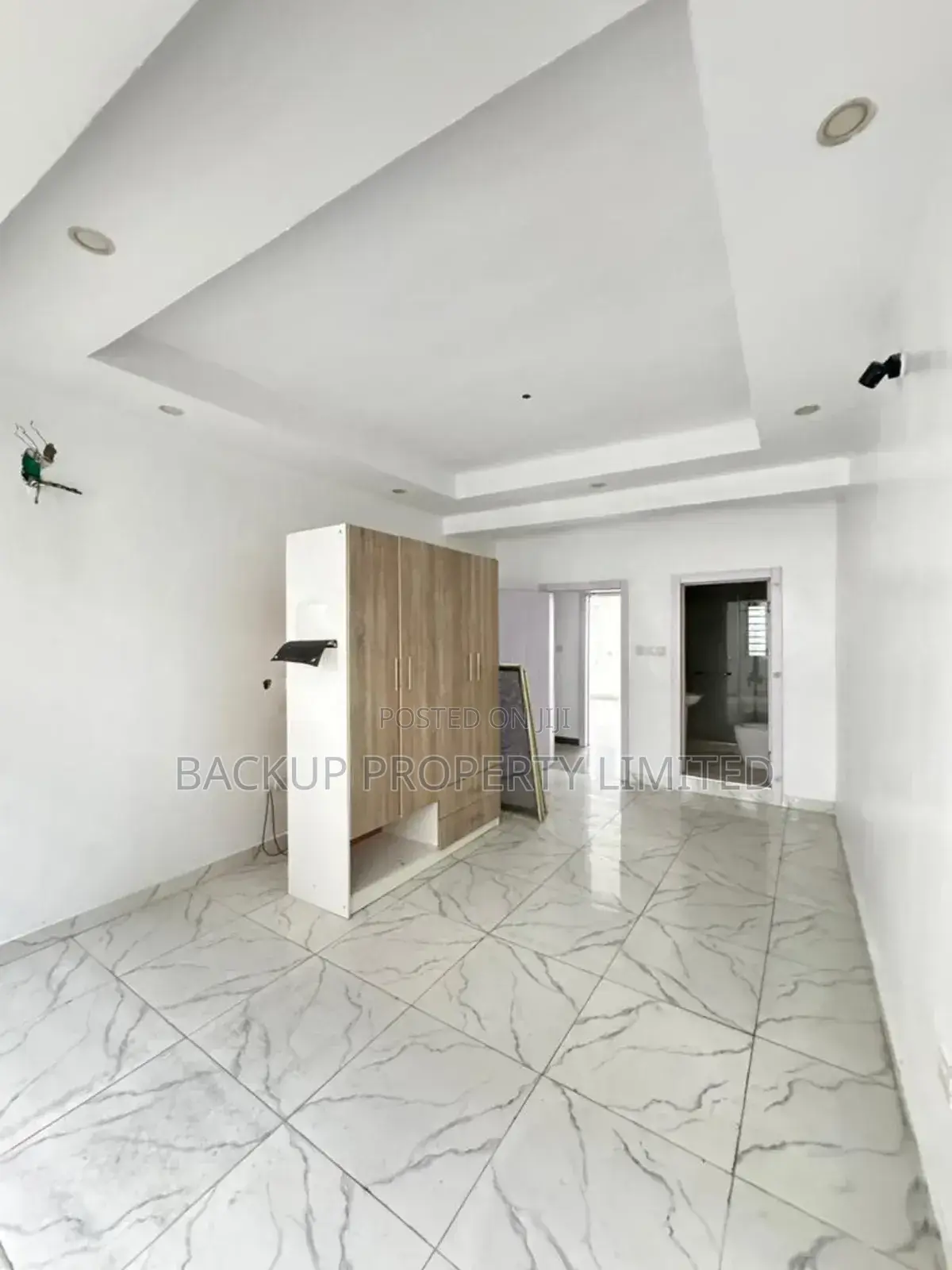 4bdrm Duplex in Surulere for sale in Surulere