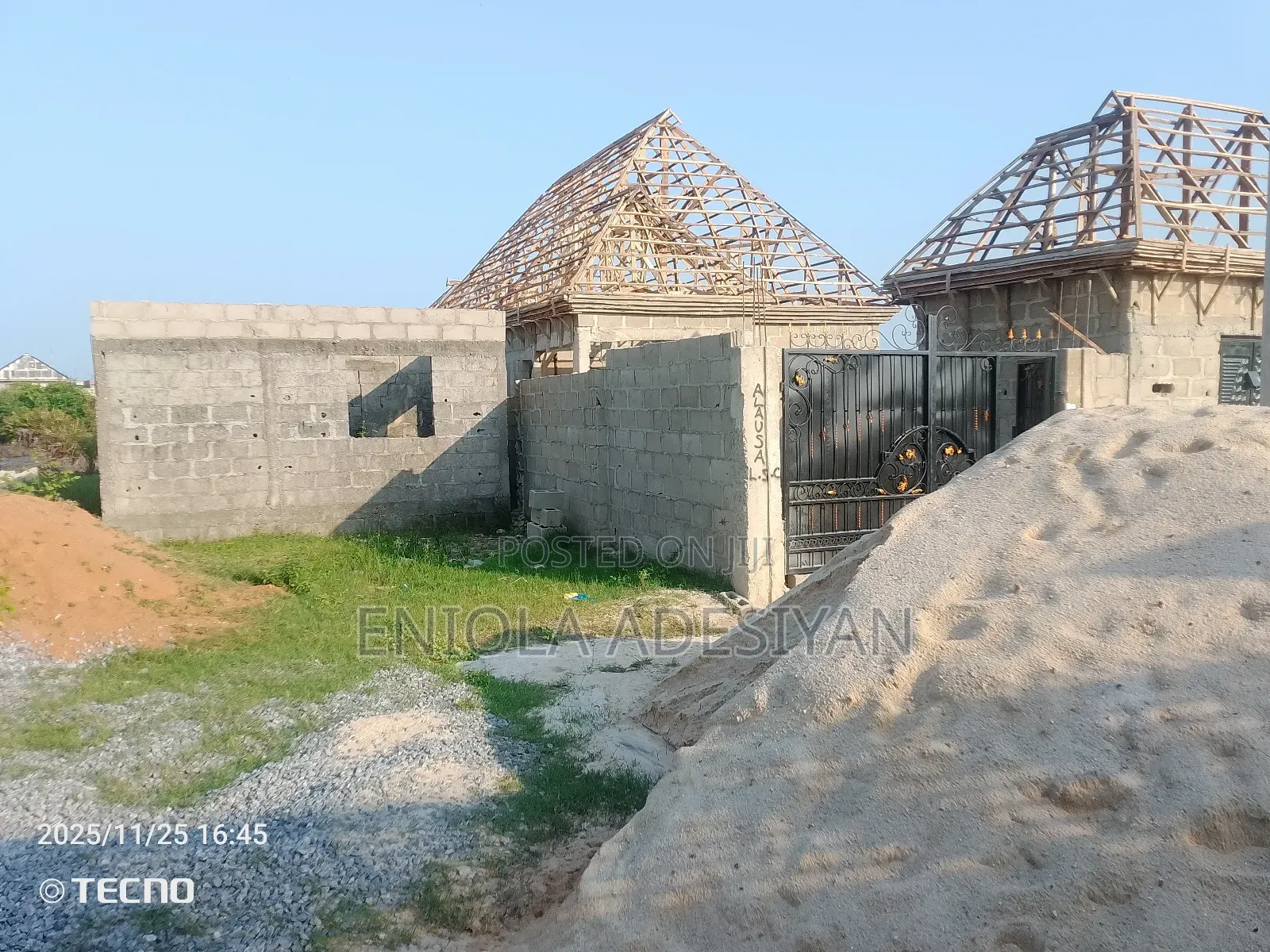 3bdrm Bungalow In Gorpa Estate, Igbogbo For Sale in Igbogbo
