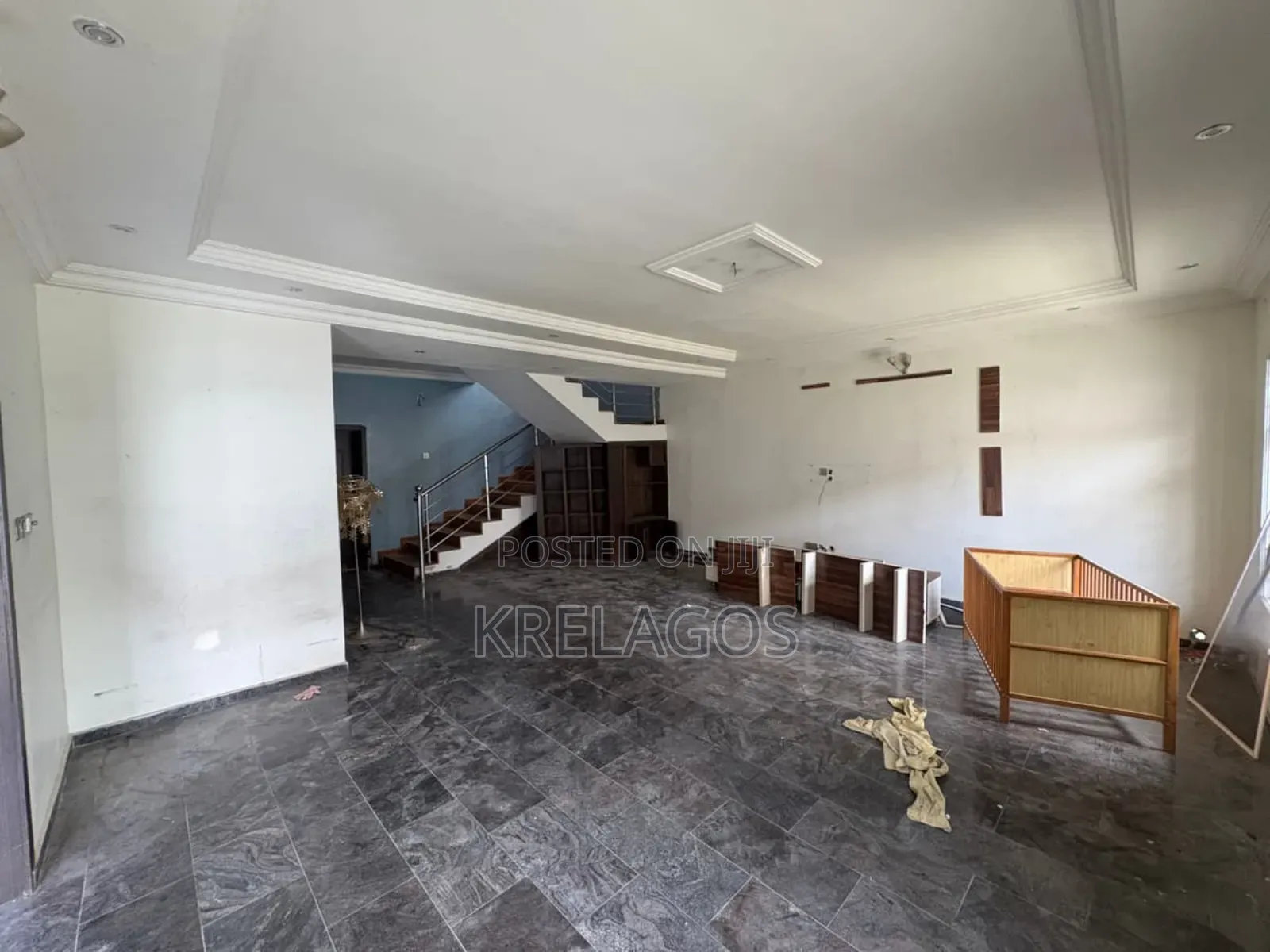 4bdrm Duplex in Ikota for sale in Ikota