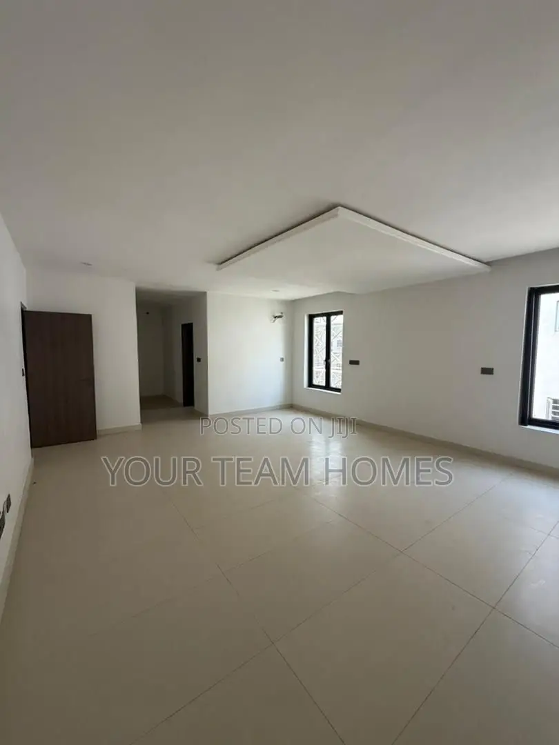 5bdrm Duplex in Jahi for sale in Jahi