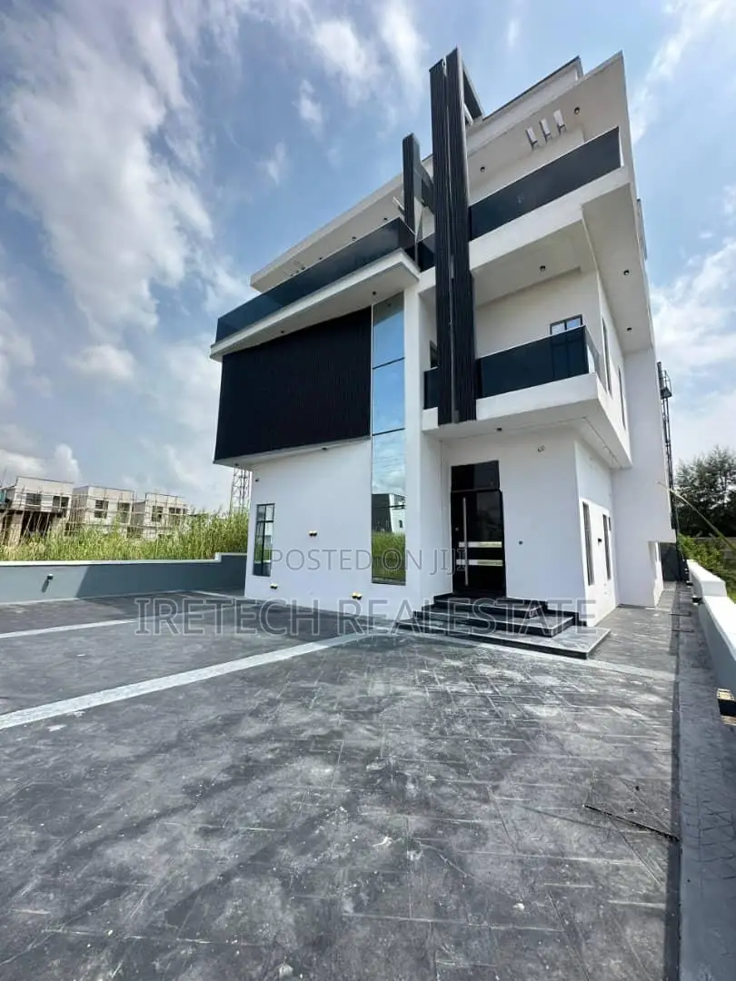 5bdrm Duplex in Megamound Lekki for sale in Ikota