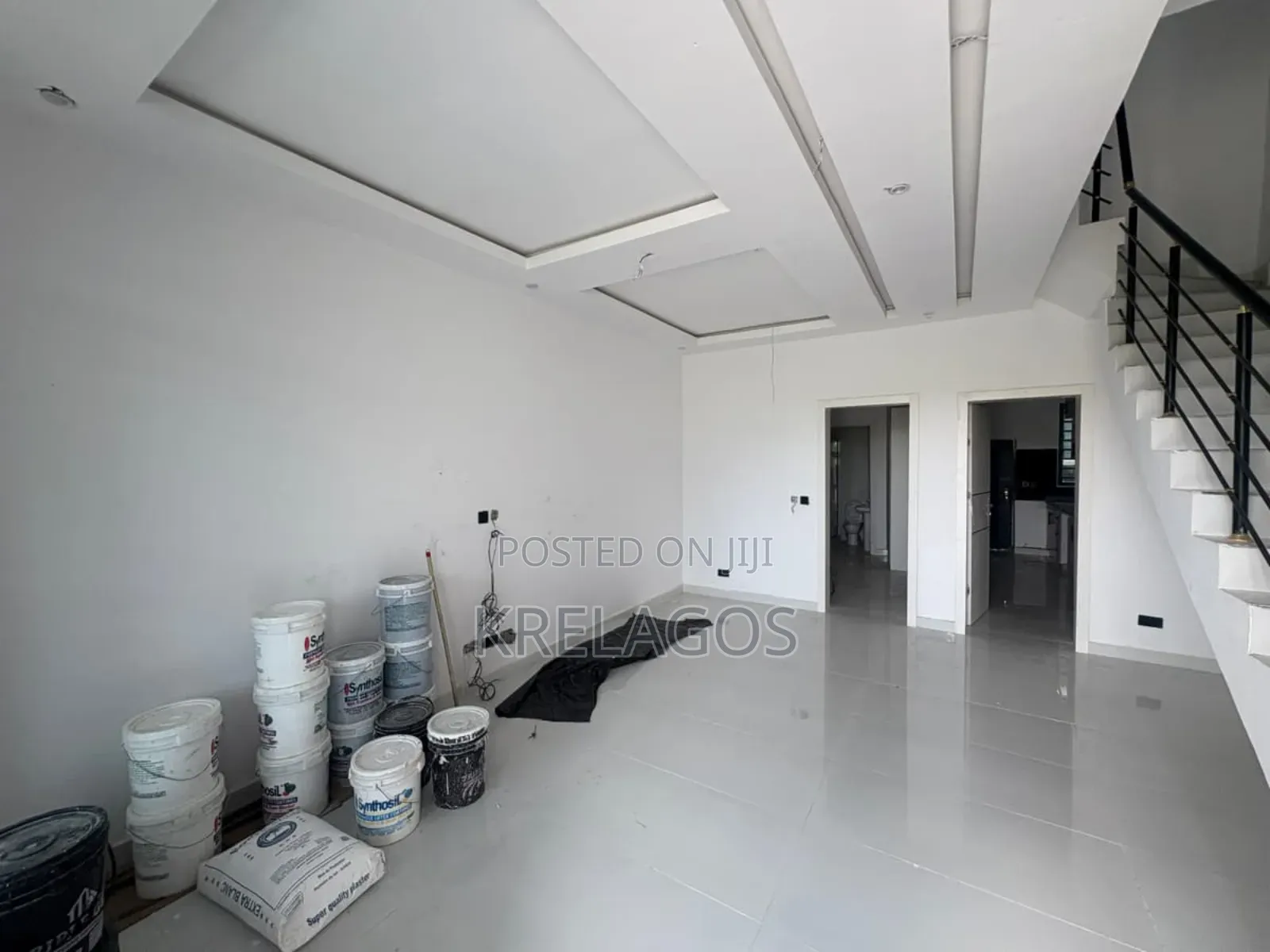 4bdrm Duplex in Ogombo for sale in Ogombo