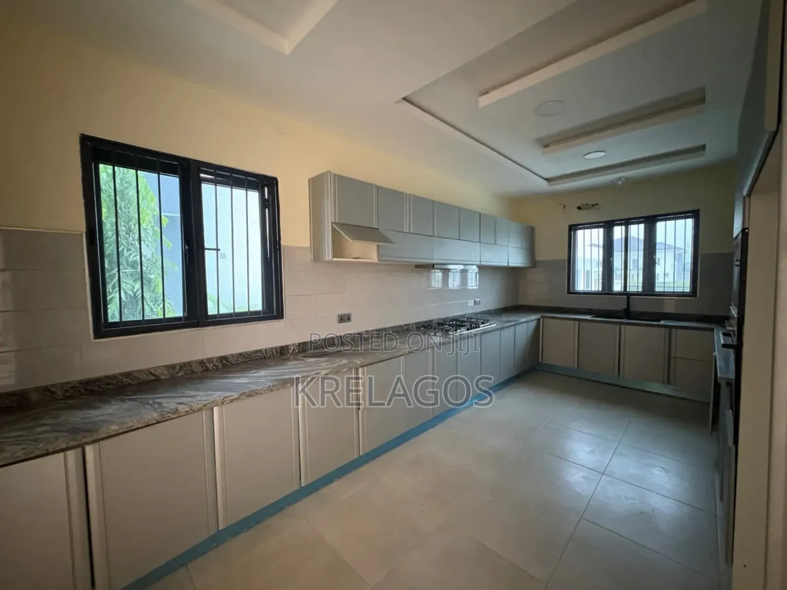 4bdrm Duplex in Royalpha Garden, Off Lekki-Epe Expressway for sale in Off Lekki-Epe Expressway
