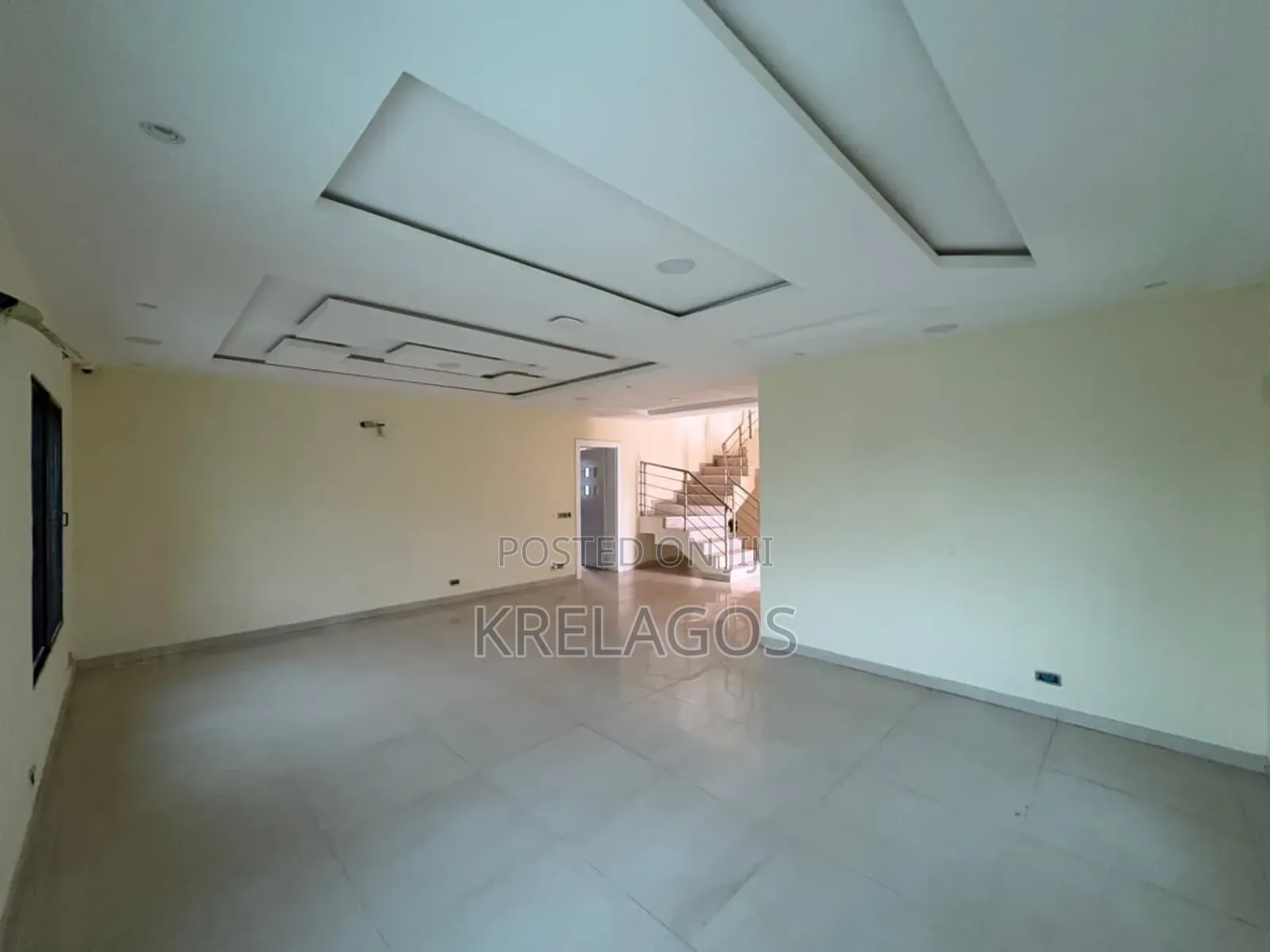 4bdrm Duplex in Royal Garden, Off Lekki-Epe Expressway for sale in Off Lekki-Epe Expressway