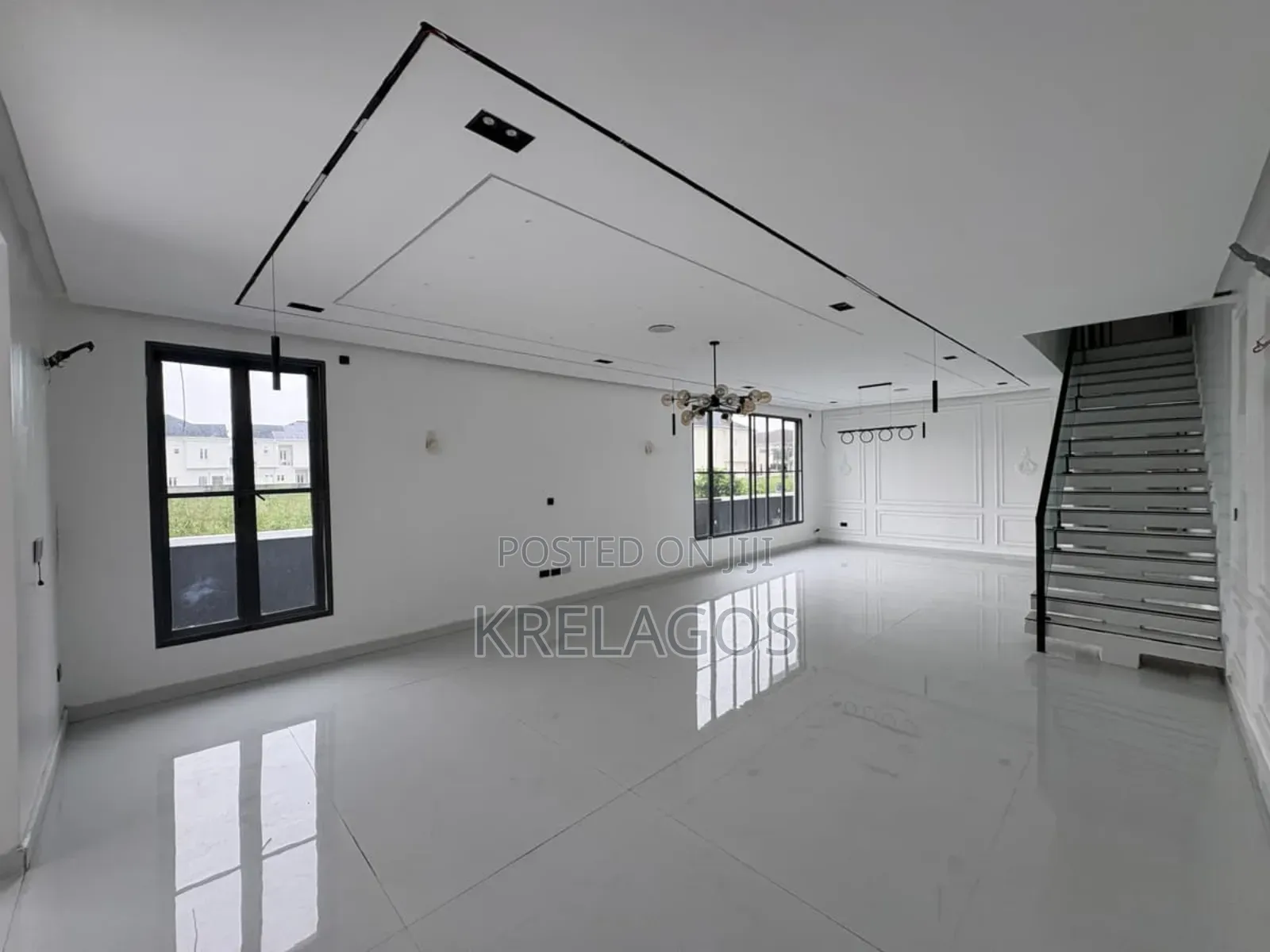 6bdrm Duplex in Royal Garden, Off Lekki-Epe Expressway for sale in Off Lekki-Epe Expressway
