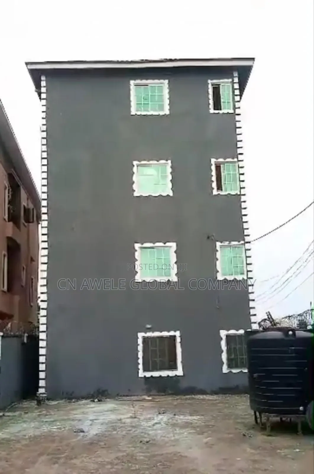 8 Flats of One Room and Parlor With One Toilet in Enugu