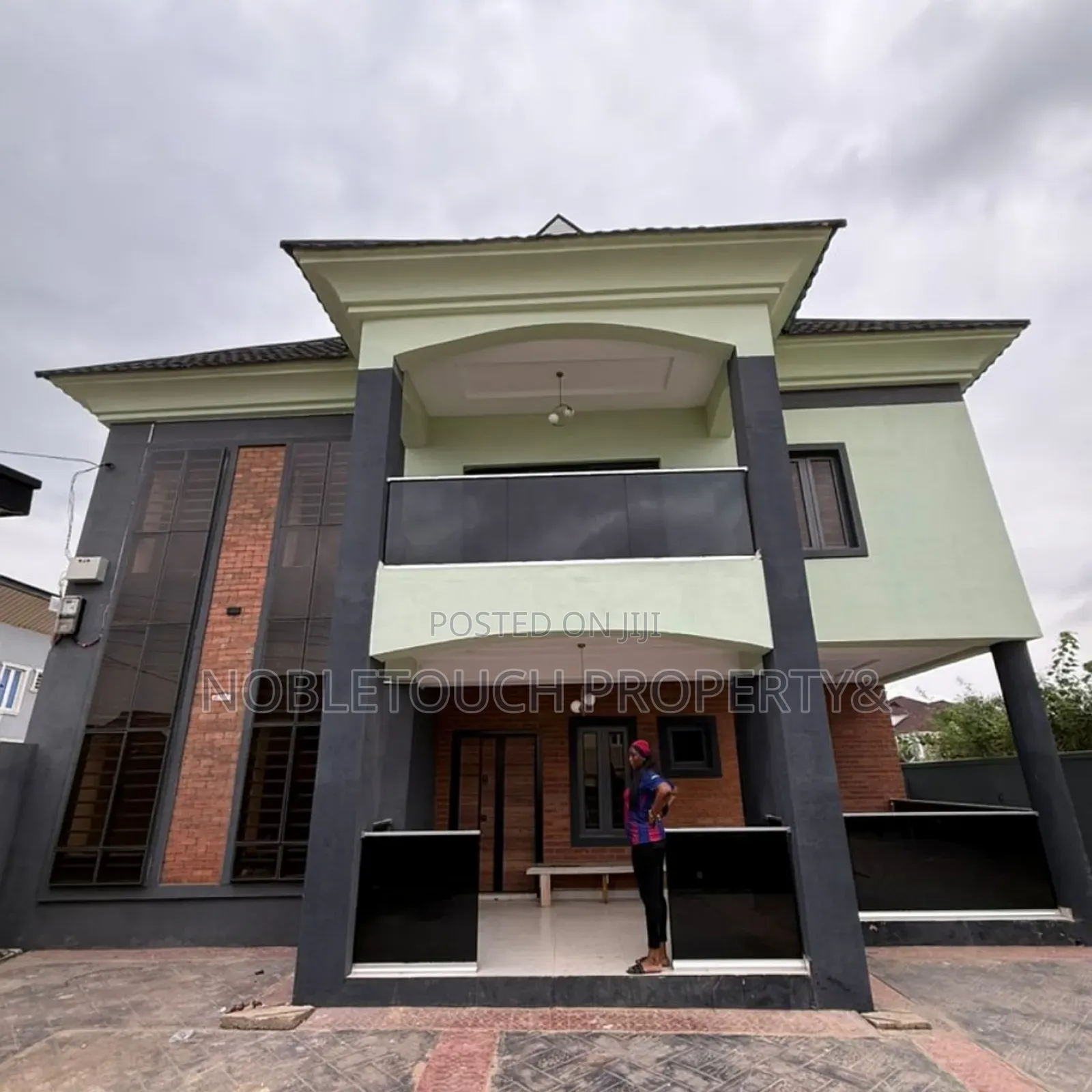 5bdrm Duplex in Oshorun Heritage for sale in Isheri North