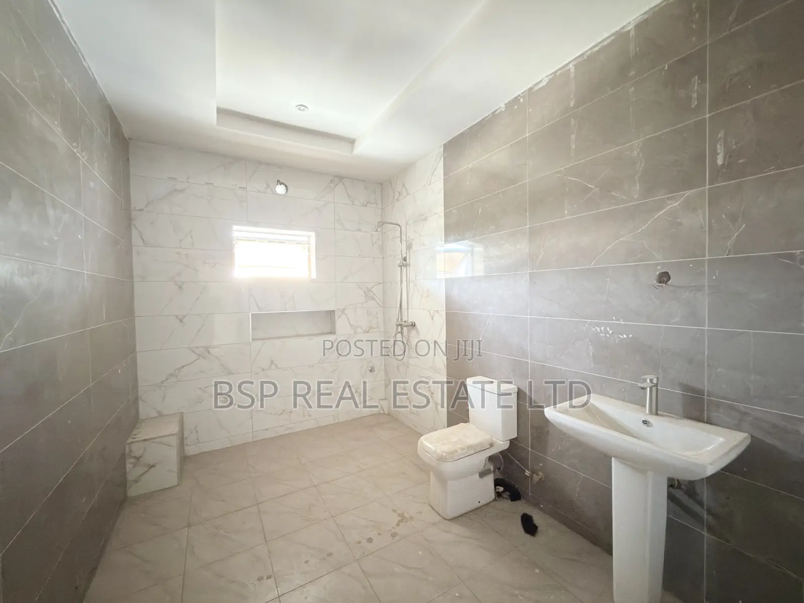 4bdrm Townhouse/Terrace in Jabi for sale in Jabi