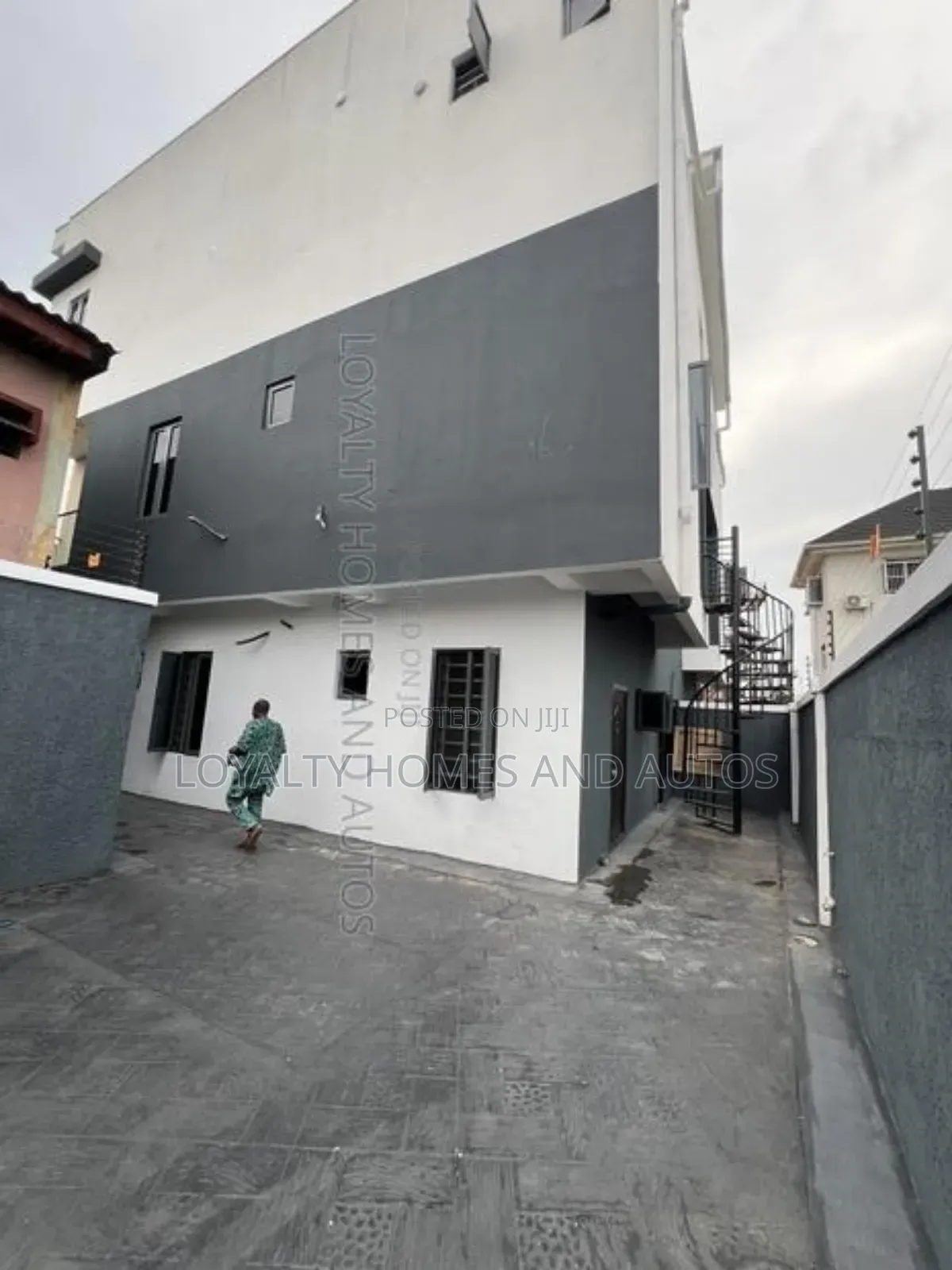 4bdrm Duplex in Ikeja Lagos for sale in Ikeja
