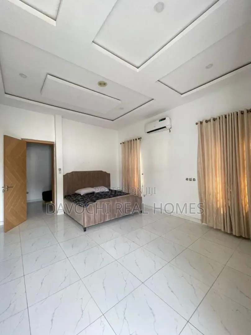 4bdrm Duplex in Orchid Road, Lekki Phase 2 for rent in Lekki Phase 2