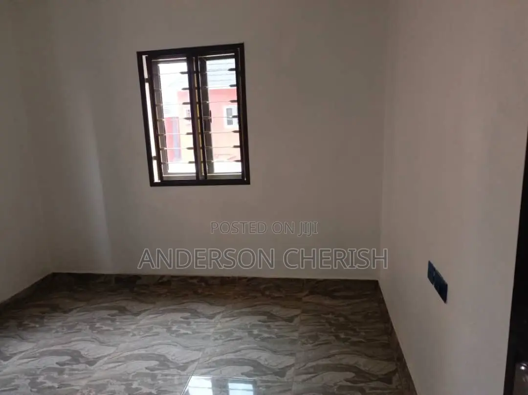 2bdrm Block of Flats in Kubwa for sale in Kubwa