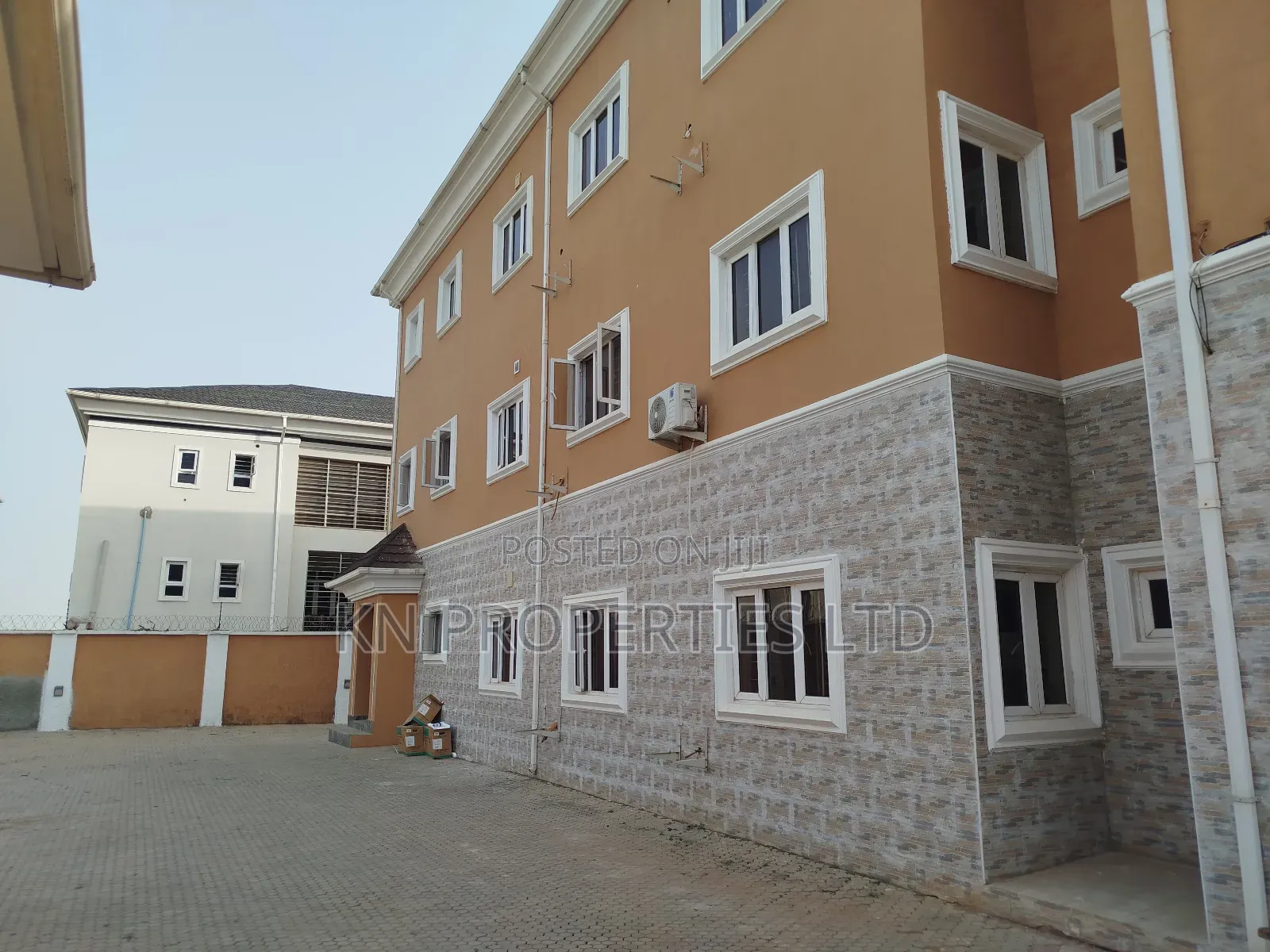 3bdrm Block of Flats in Jahi for rent in Jahi