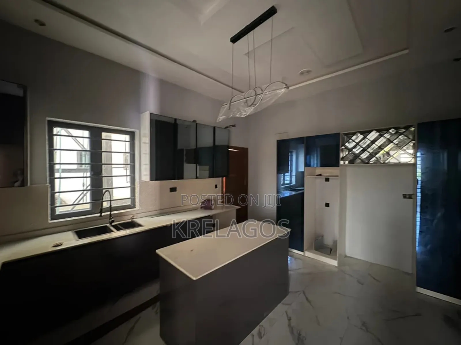 5bdrm Duplex in Ikate-Elegushi for sale in Ikate-Elegushi