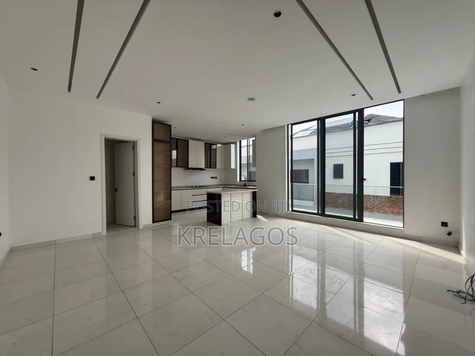 2bdrm Apartment in Victoria Island for sale in Victoria Island