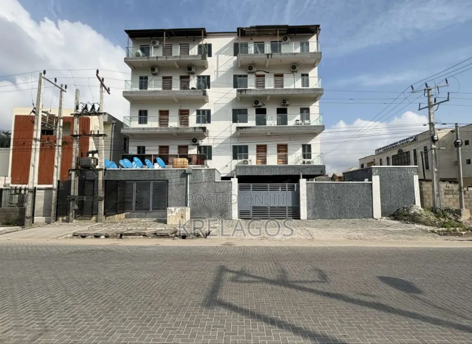 Furnished 2bdrm Apartment in Lekki Phase 1 for sale in Lekki Phase 1