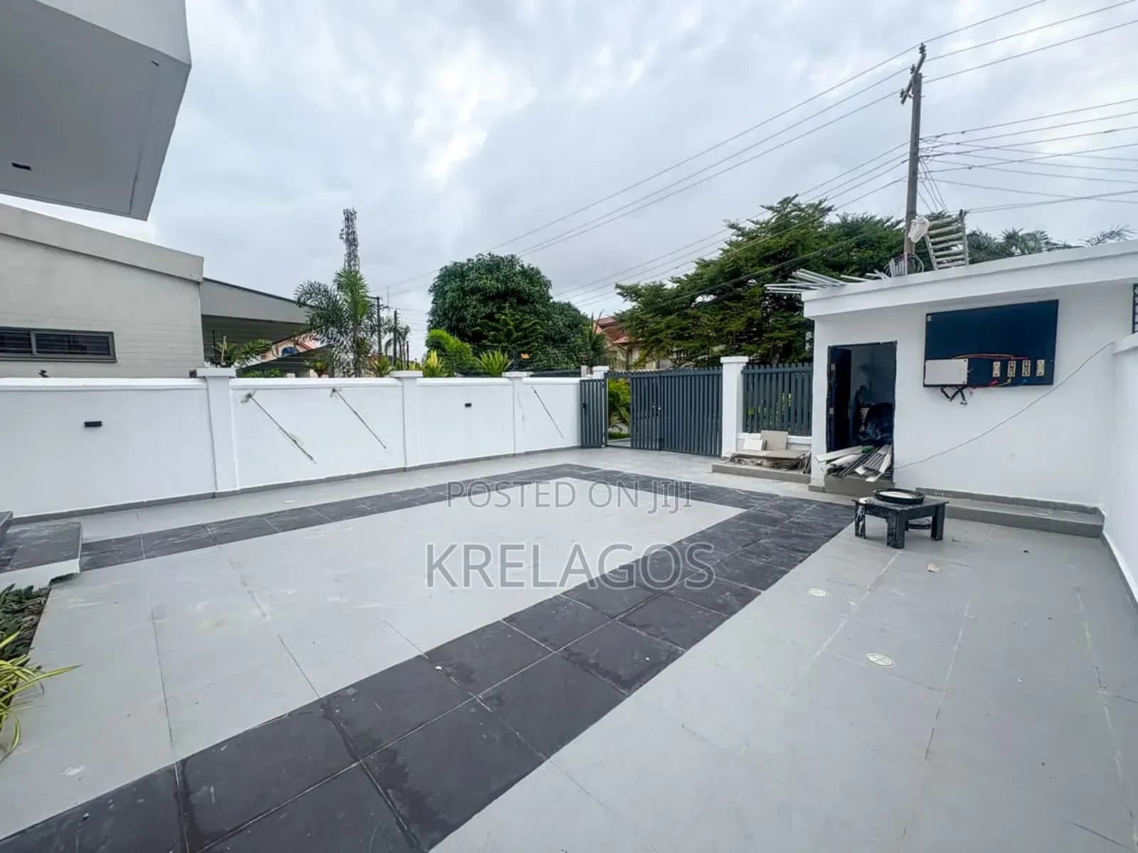 6bdrm Duplex in Lekki Phase 1 for sale in Lekki Phase 1