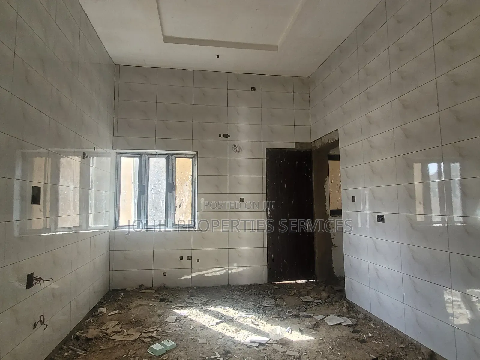6bdrm Duplex in Admiralty Estate, Asokoro for sale in Asokoro