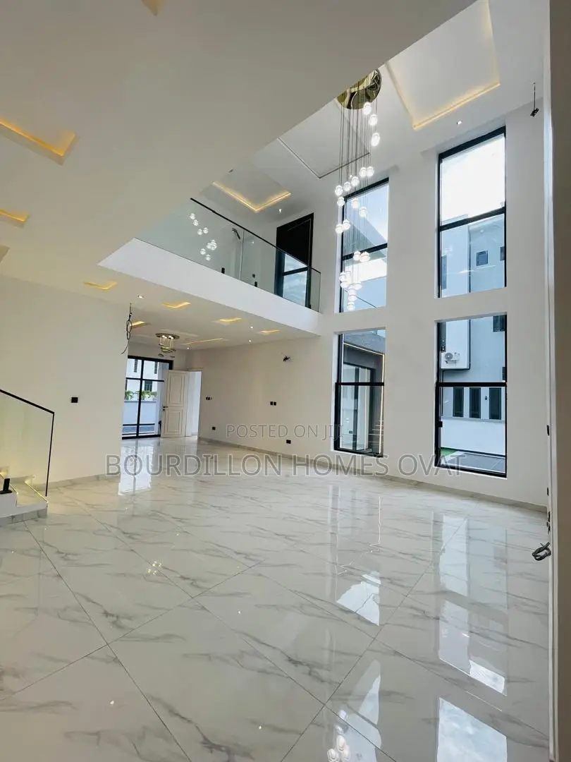 5bdrm Duplex in Orchid Lekki Lagos for sale in Lekki