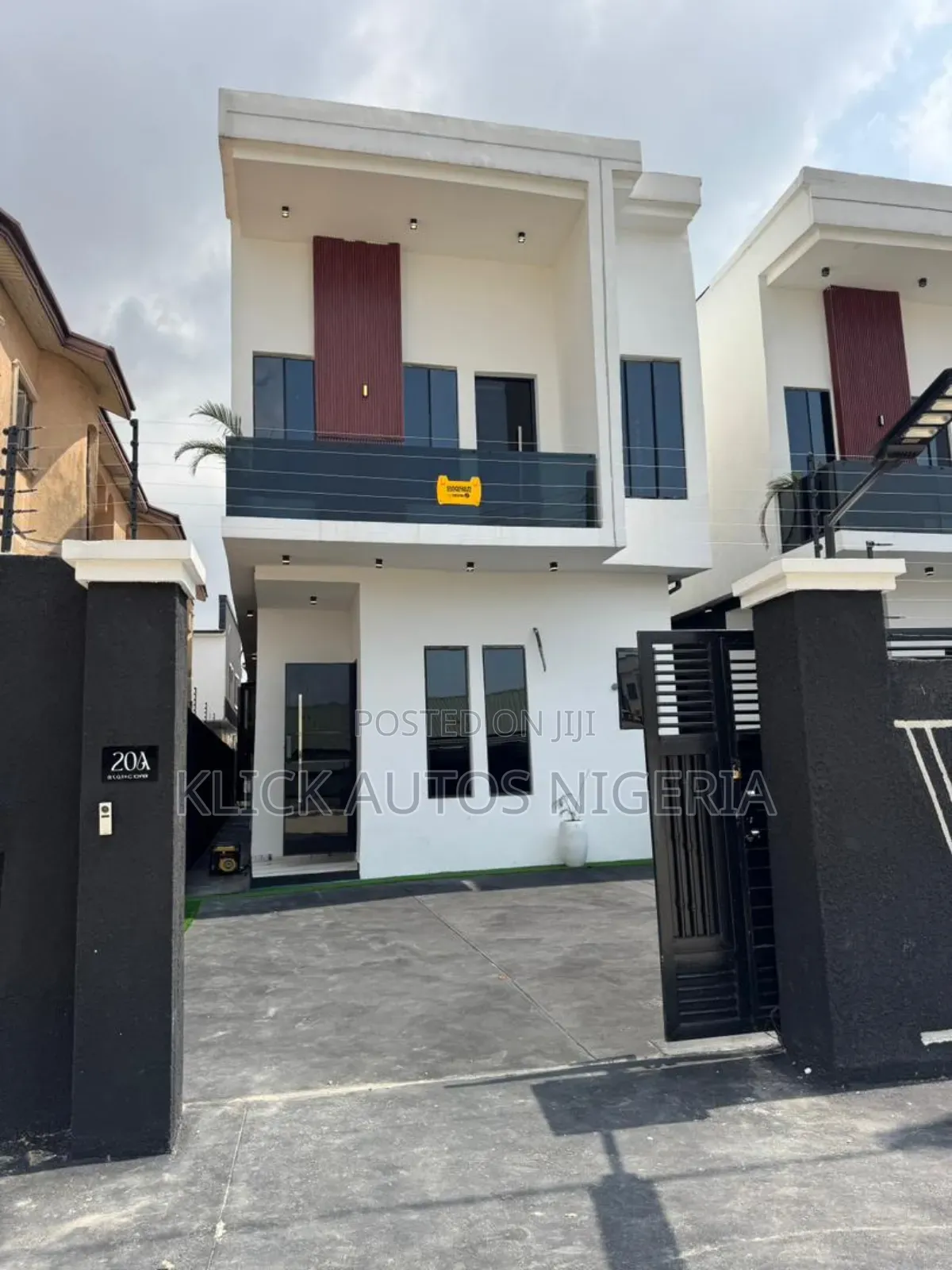 Furnished 4bdrm Duplex in Agungi for sale in Agungi