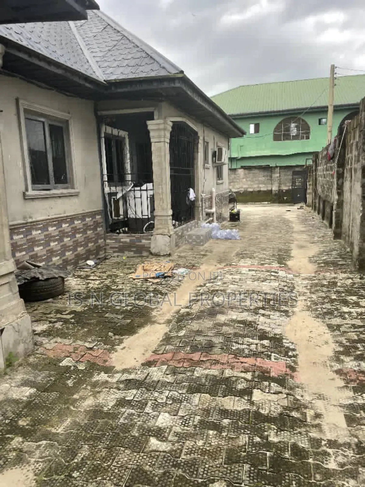 2bdrm House in Warri for sale in Warri