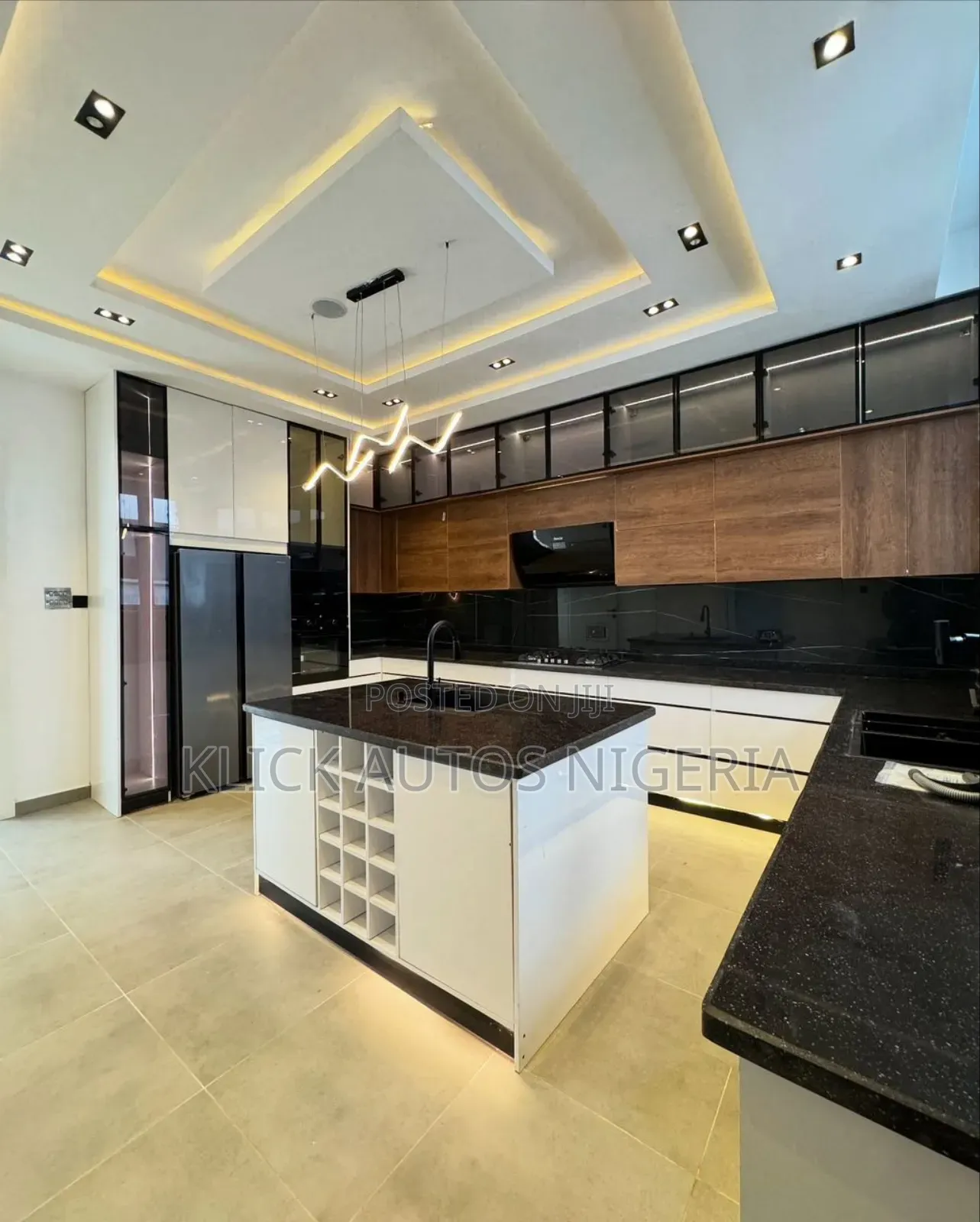 5bdrm Duplex in Ikota for sale in Ikota
