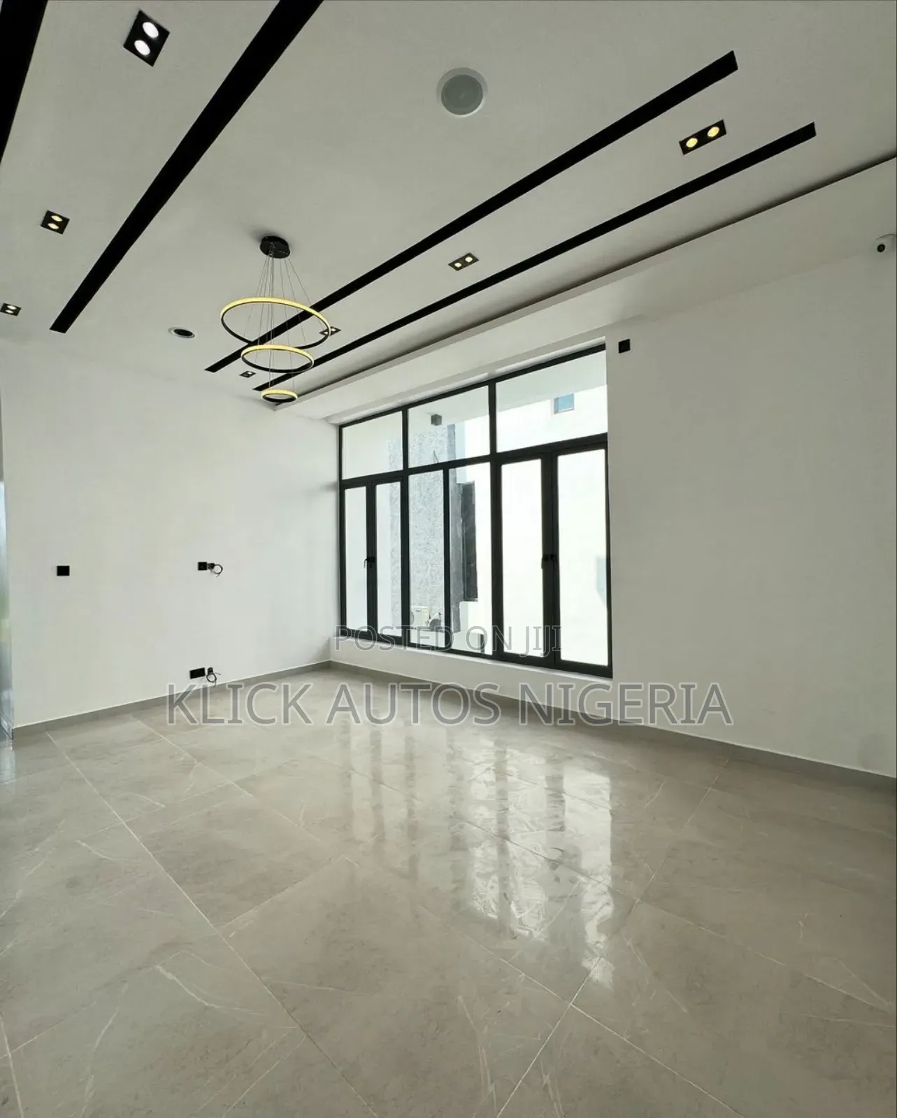 5bdrm Duplex in Ikota for sale in Ikota