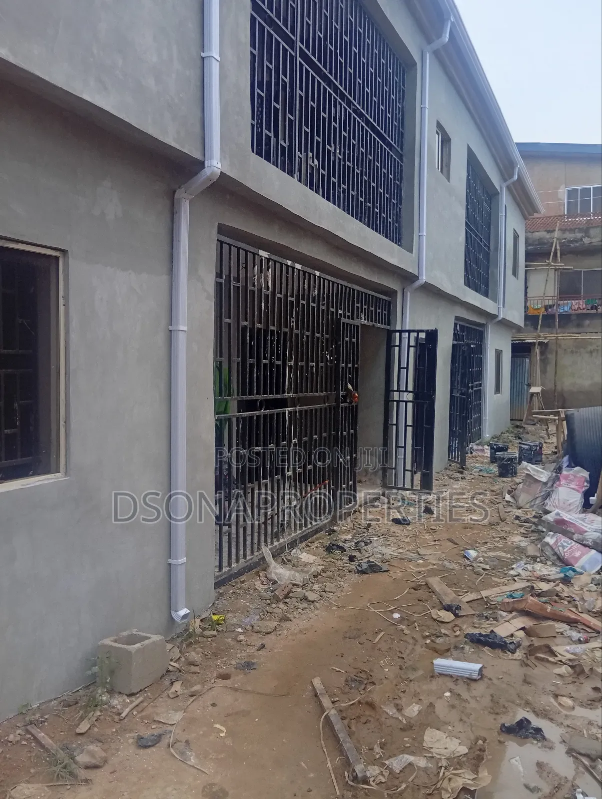 Furnished 3bdrm Apartment in Ahmadiyah, Abule Egba for rent in Abule Egba
