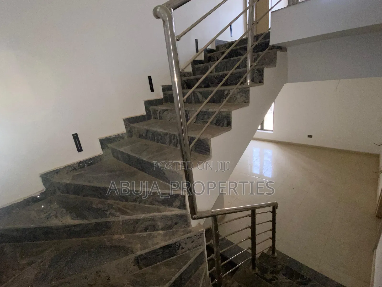 4bdrm Duplex in Life Camp for sale in Life Camp