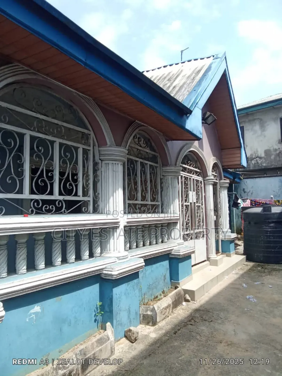 Furnished 6bdrm Block of Flats in Freedom Estate Road, Port-Harcourt in Port-Harcourt