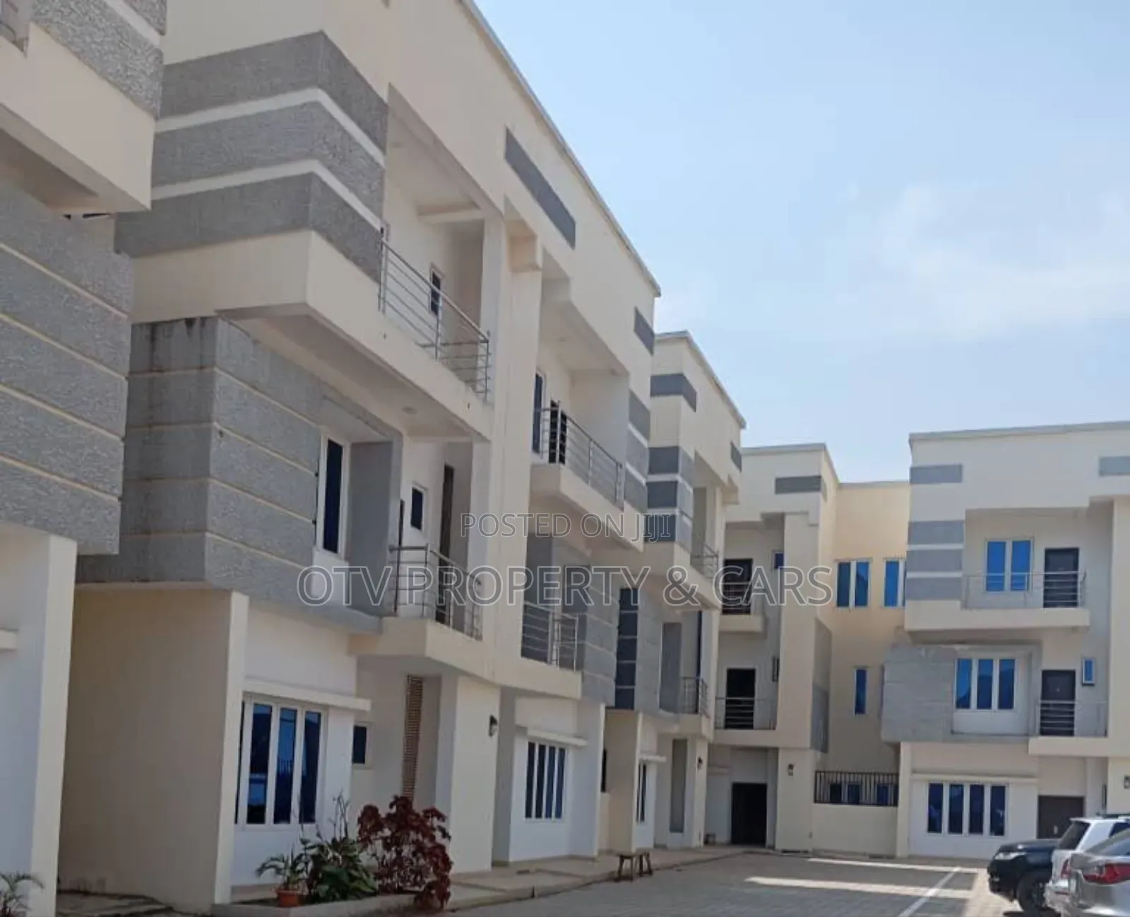 5bdrm Townhouse / Terrace in Guzape District for rent in Guzape District