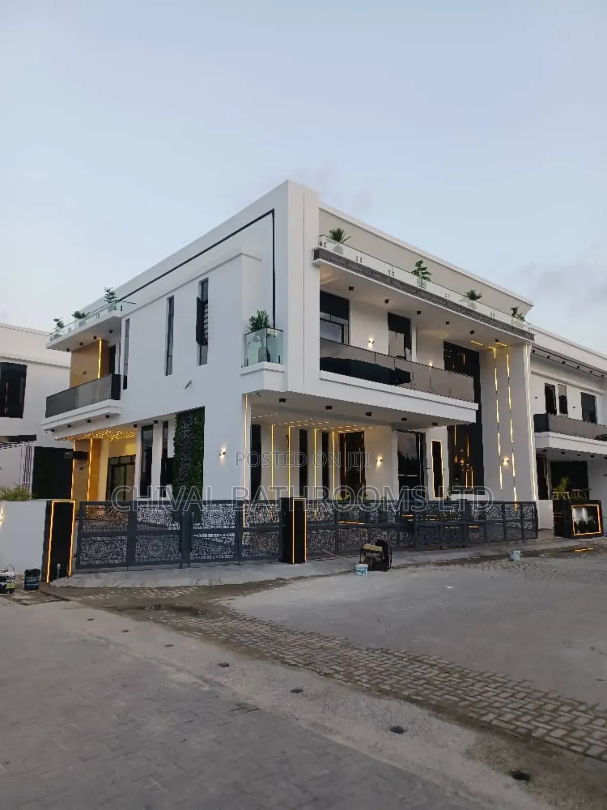 5bdrm Townhouse/Terrace in Discovery Park, Chevron for sale in Chevron