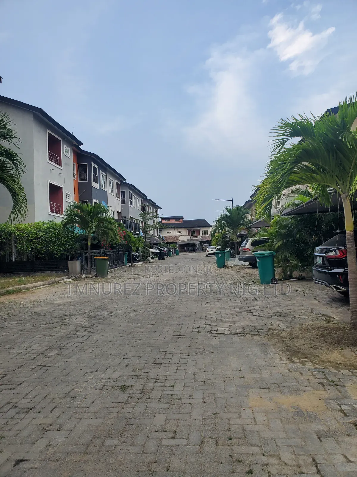 Mini Flat in Paradise3, Chevron for rent in Chevron