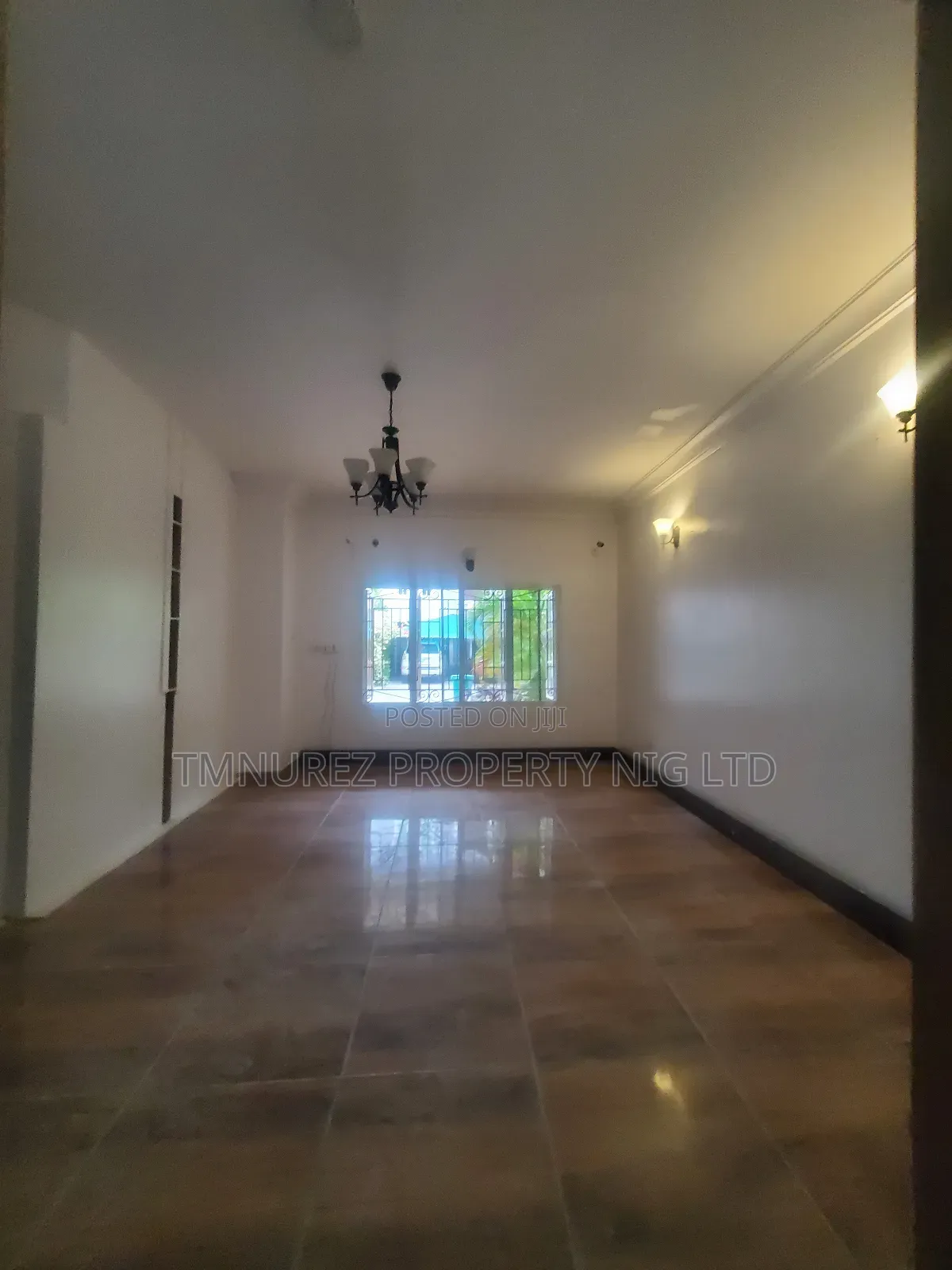 Mini Flat in Paradise3, Chevron for rent in Chevron