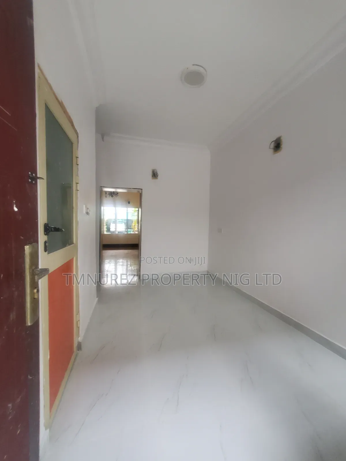 Mini Flat in Paradise3, Chevron for rent in Chevron