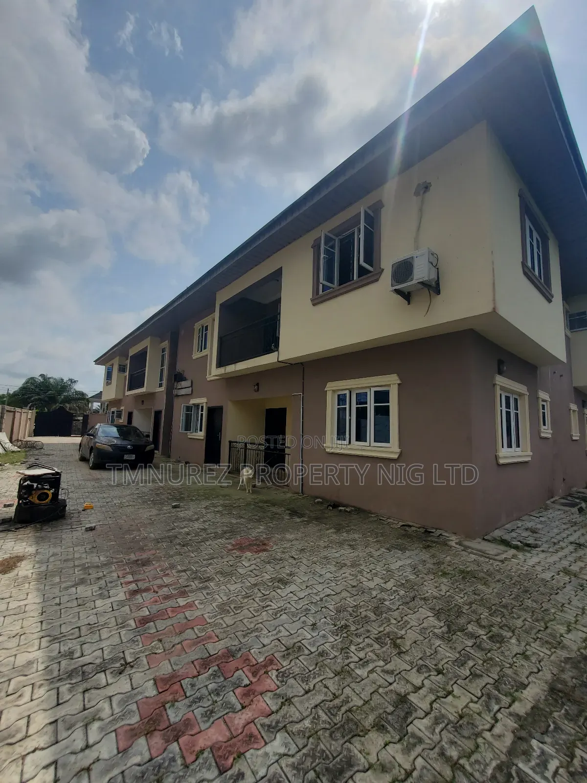18bdrm Apartment in Close To Mayfair, Chevron for sale in Chevron