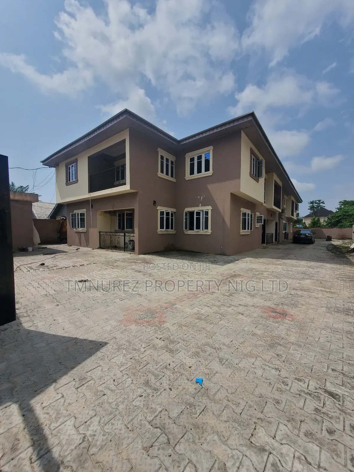 18bdrm Apartment in Close To Mayfair, Chevron for sale in Chevron