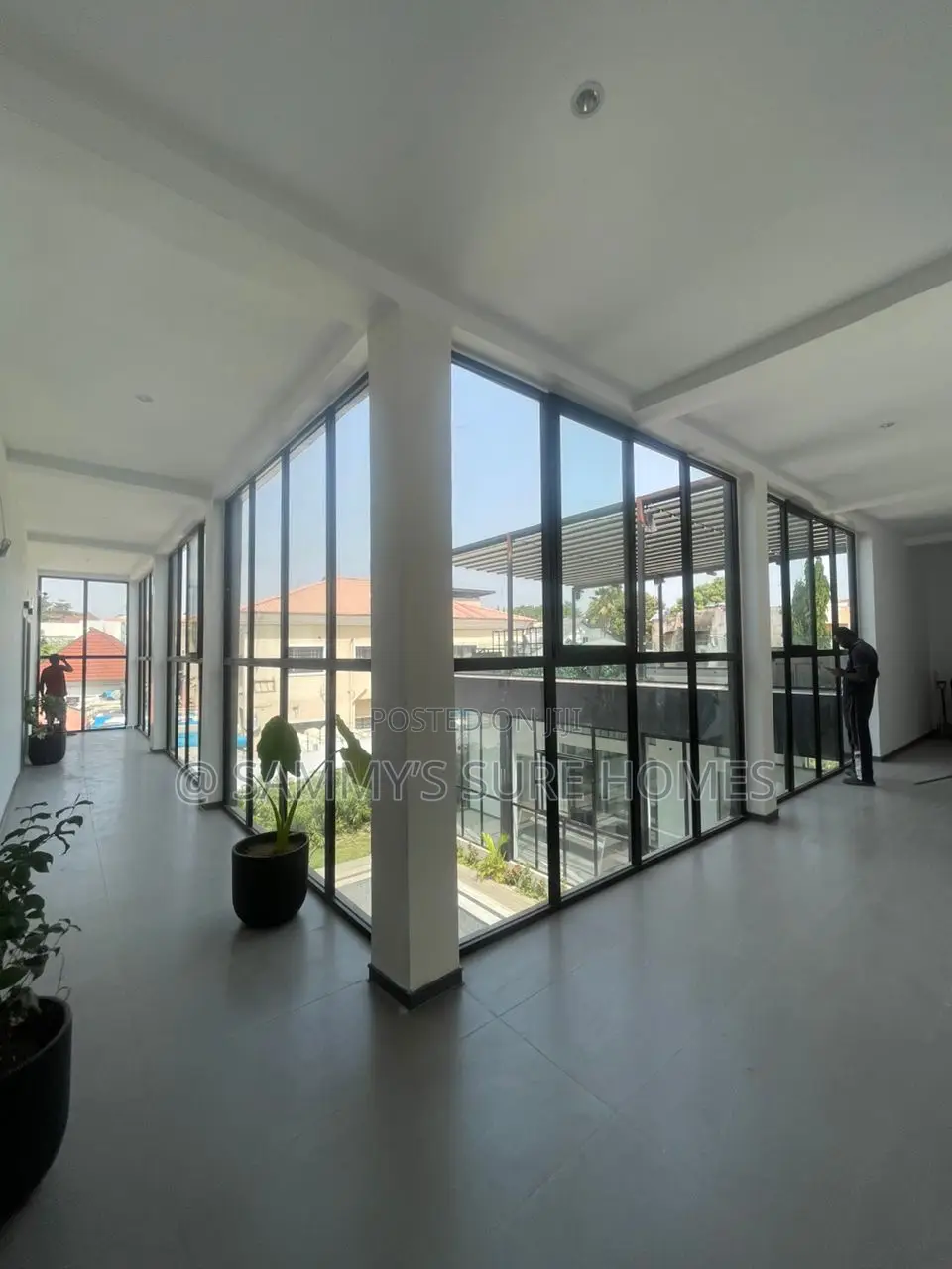 Furnished 14bdrm Apartment in Wuse 2 for sale in Wuse 2