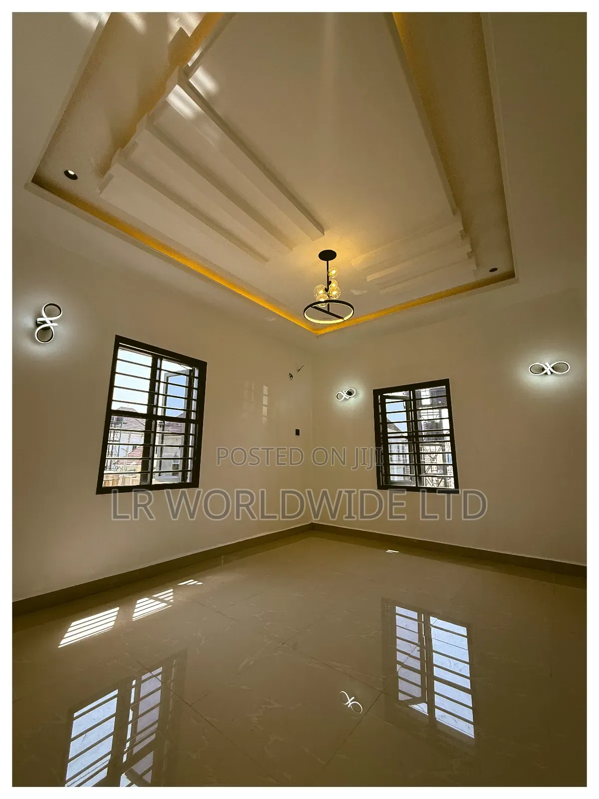 4bdrm Duplex in Lugbe District for sale in Lugbe District