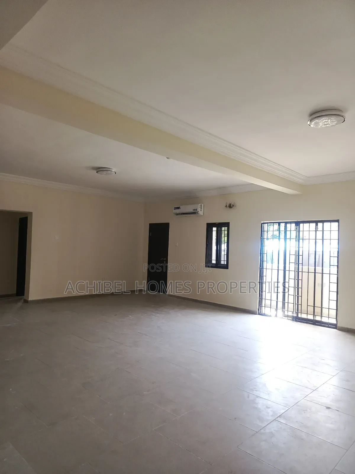 3bdrm Apartment in Off Admiralty Way, Lekki Phase 1 for rent in Lekki Phase 1