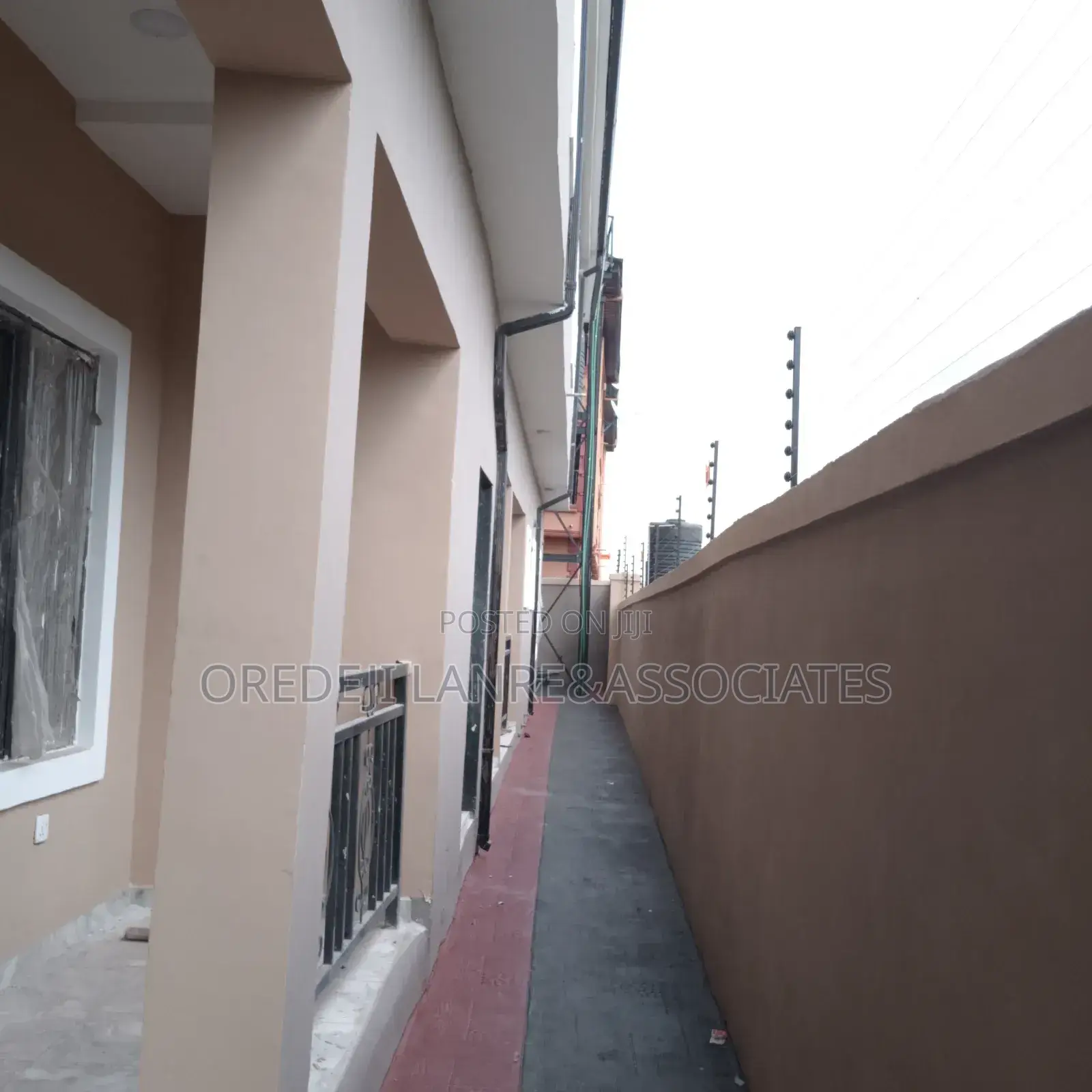 2bdrm Apartment in Giwa Bustop, Iju-Ishaga for rent in Iju-Ishaga