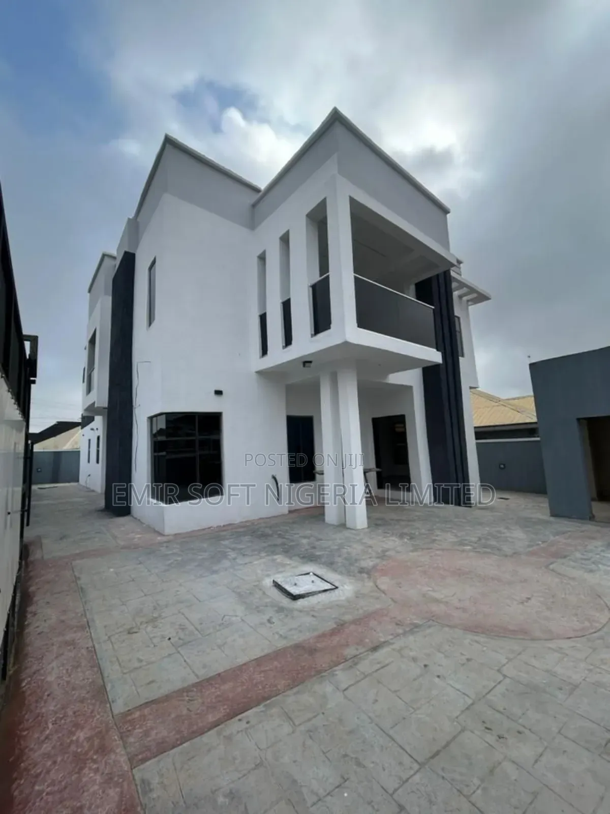 4bdrm Duplex in Akoto Estate for sale in Oluyole Estate